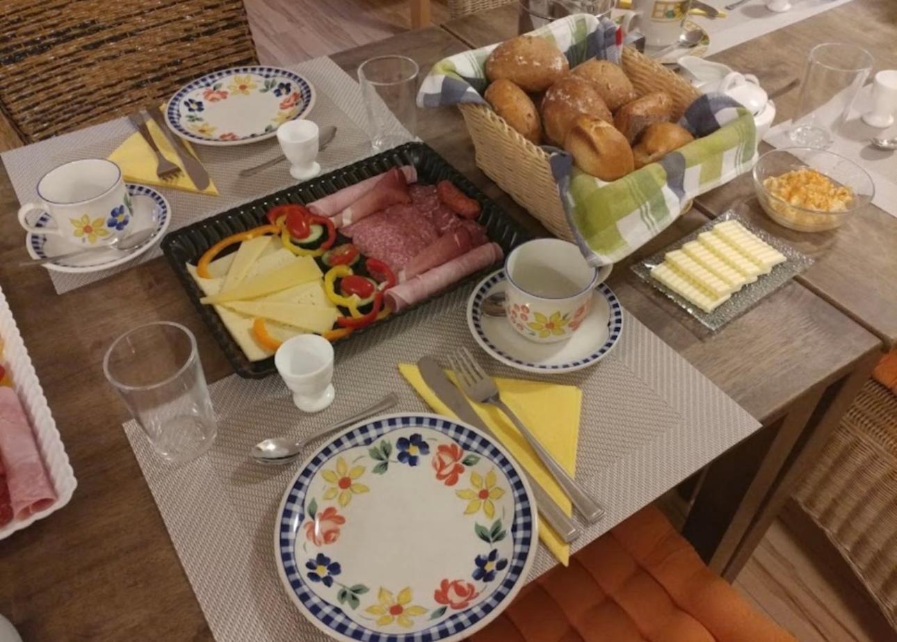 Mainsommer Kemmern Buitenkant foto